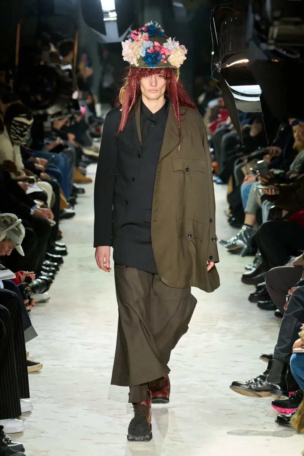 コムデギャルソンオムプリュス 2025年秋冬 LOOK 23