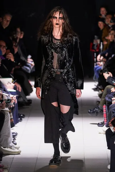 コムデギャルソンオムプリュス 2019秋冬 LOOK 15