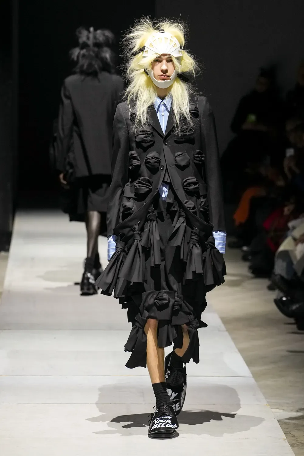 コムデギャルソンオムプリュス 2026年秋冬 LOOK 25