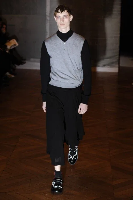 コムデギャルソンオムプリュス 2009秋冬 LOOK 30