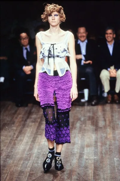 コムデギャルソン 2001秋冬 LOOK 9