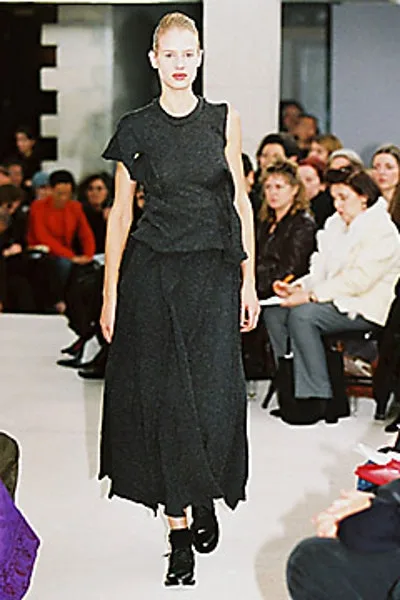 コムデギャルソン 2002秋冬 LOOK 6