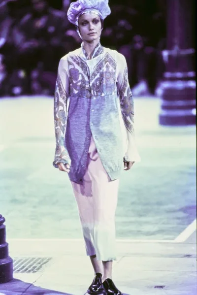 コムデギャルソン 1993秋冬 LOOK 5