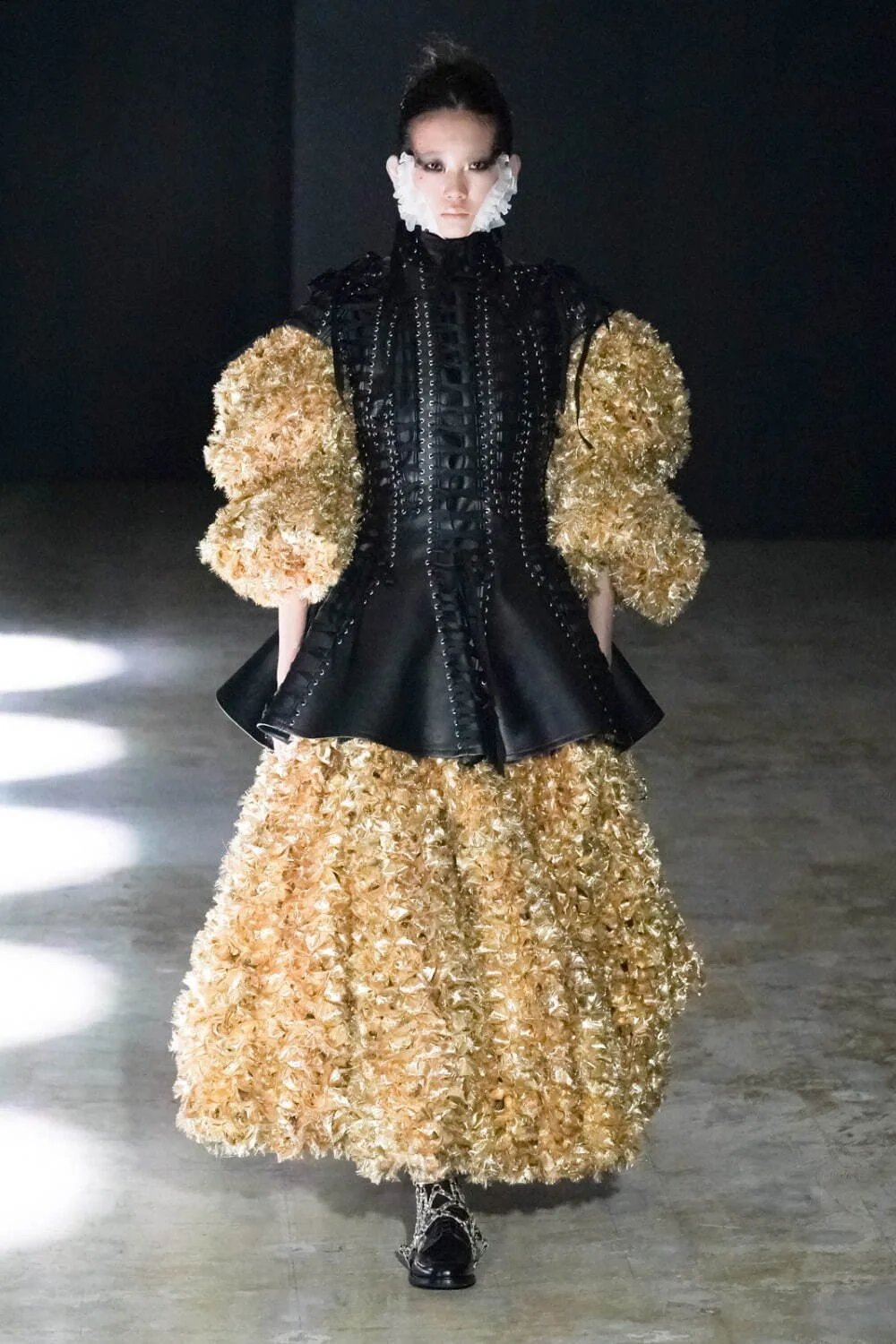 ノワールケイニノミヤ 2022年春夏 LOOK 13
