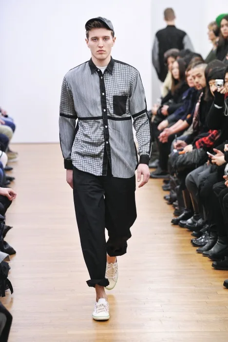 コムデギャルソンシャツ 2011秋冬 LOOK 38