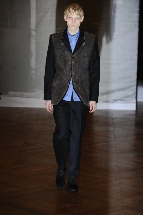 コムデギャルソンオムプリュス 2009秋冬 LOOK 17