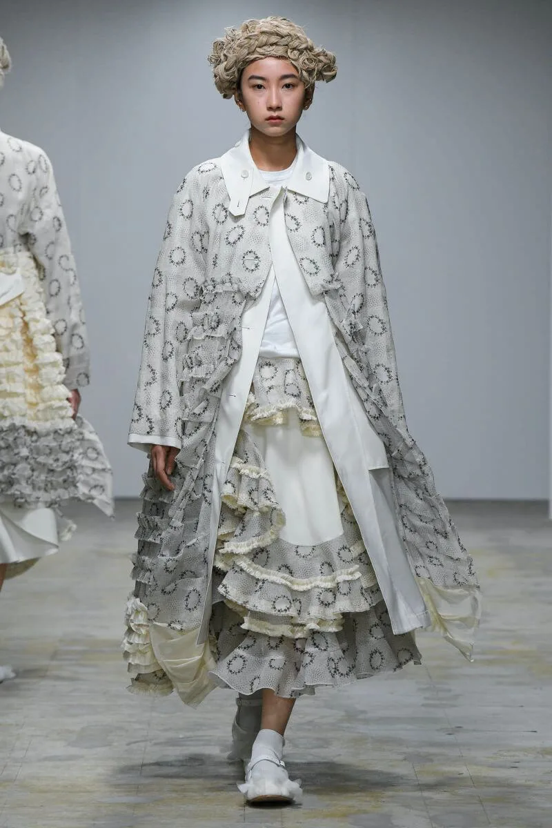 タオ 2022年春夏 LOOK 5