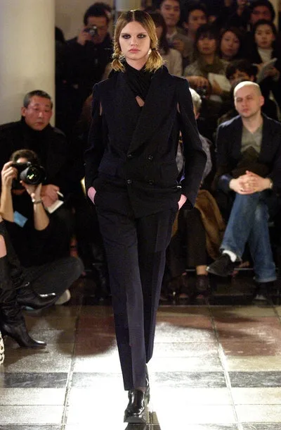 コムデギャルソン 2003秋冬 LOOK 6