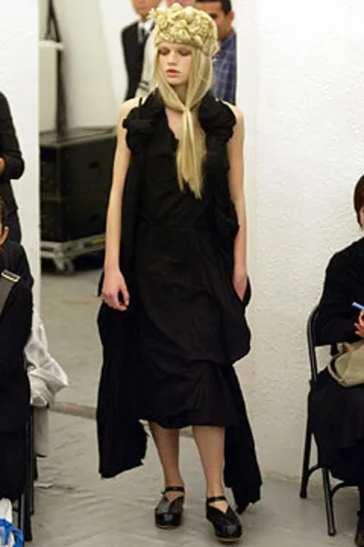 コムデギャルソン 2003春夏 LOOK 2