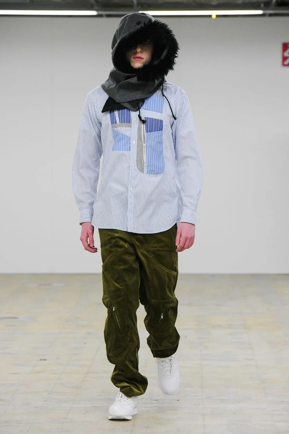 コムデギャルソンシャツ 2022年秋冬 LOOK 11