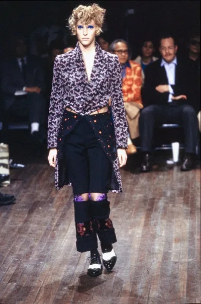 コムデギャルソン 2001秋冬 LOOK 5