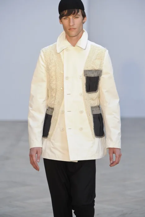 コムデギャルソンオムプリュス 2010春夏 LOOK 33 / VIEW 2