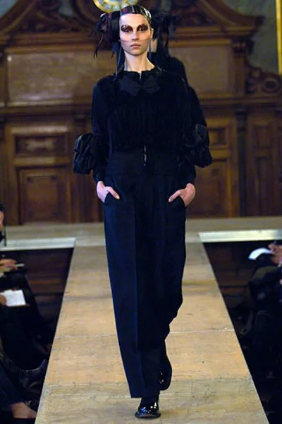コムデギャルソン 2006秋冬 LOOK 32