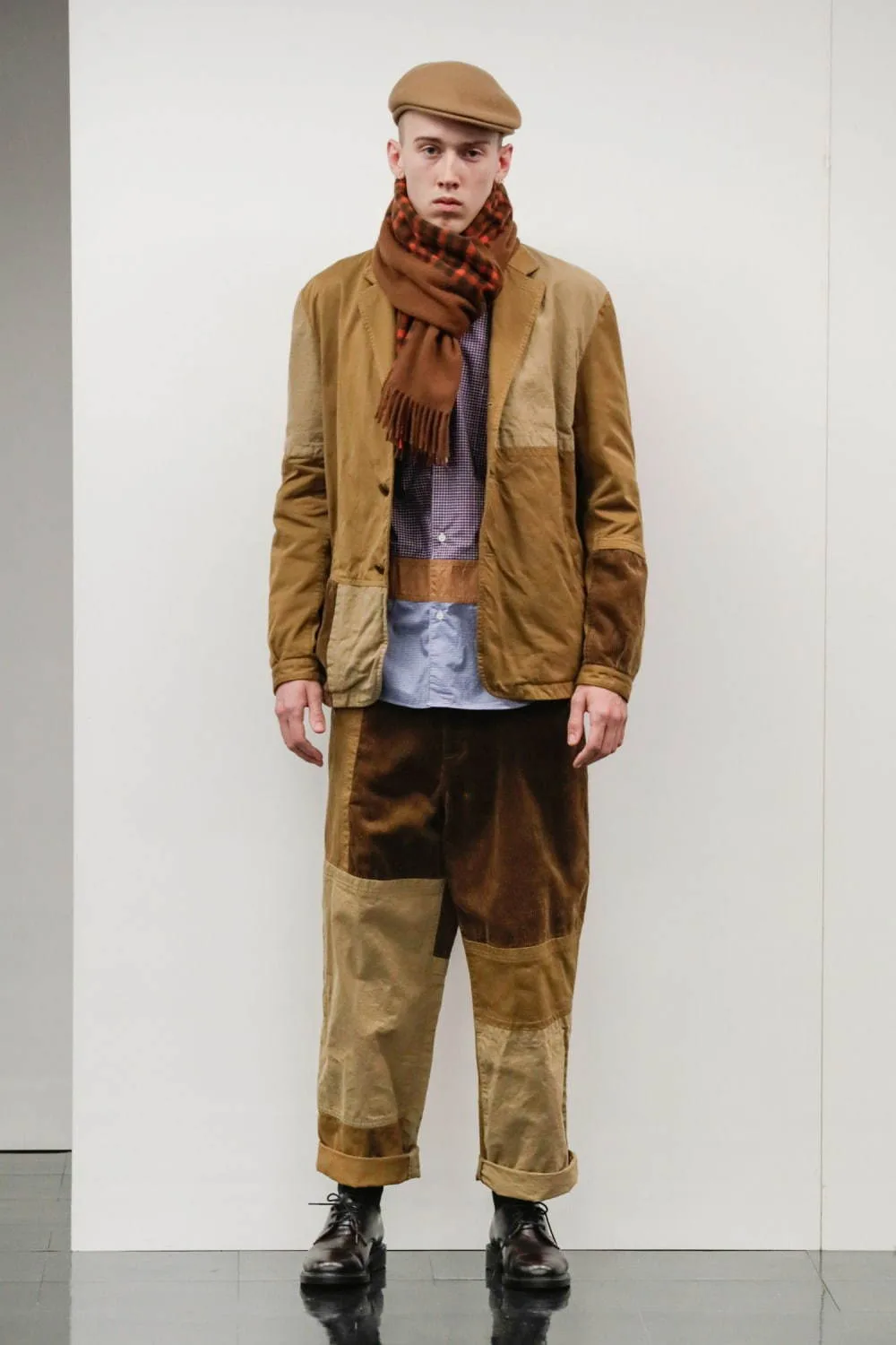 コムデギャルソンオム 2020秋冬 LOOK 2