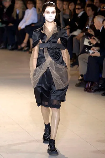 コムデギャルソン 2007春夏 LOOK 2