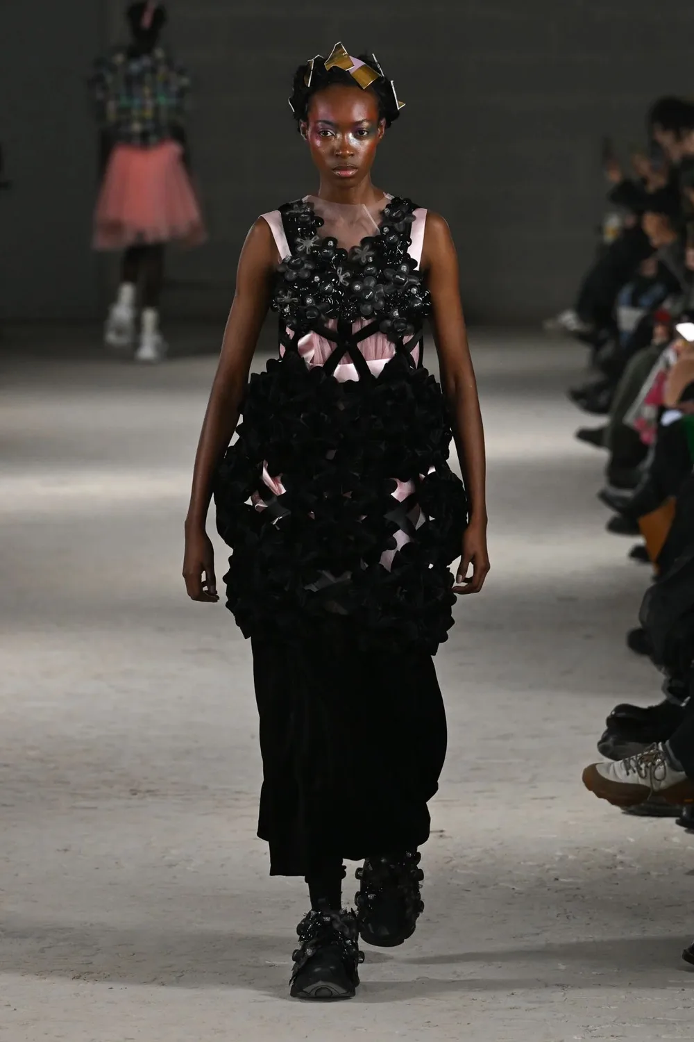 ノワールケイニノミヤ 2024年秋冬 LOOK 10