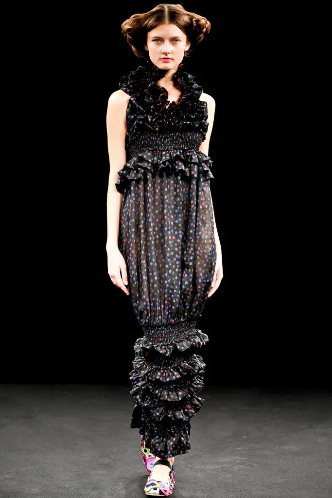 タオ 2011年春夏 LOOK 25