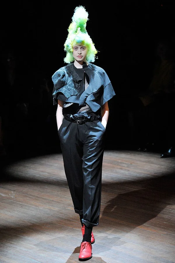 コムデギャルソン 2010春夏 LOOK 4