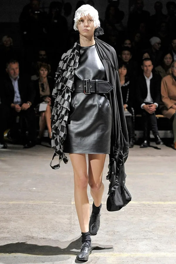 コムデギャルソン 2011春夏 LOOK 33