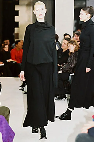 コムデギャルソン 2002秋冬 LOOK 9