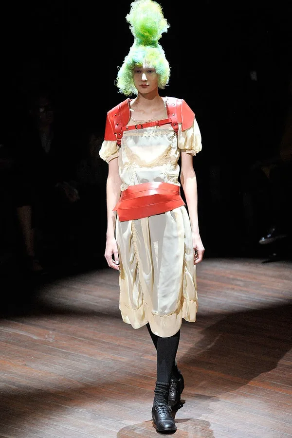 コムデギャルソン 2010春夏 LOOK 30