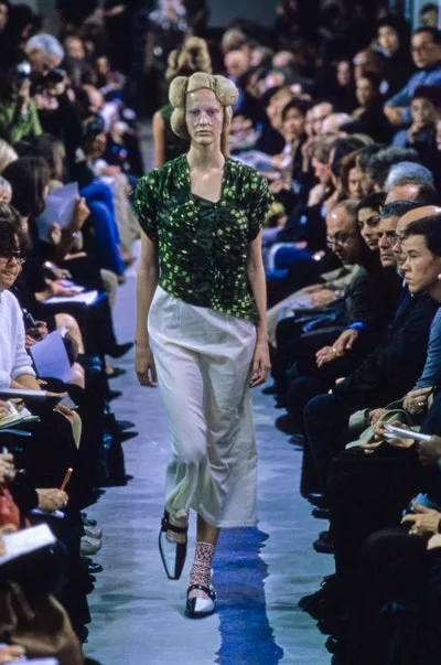 コムデギャルソン 2001春夏 LOOK 17