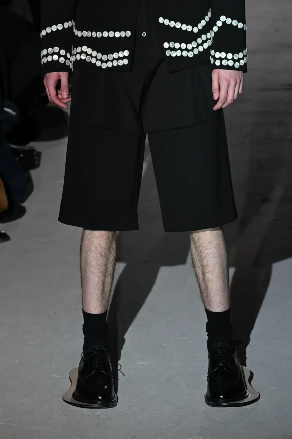 コムデギャルソンオムプリュス 2024年秋冬 LOOK 10 / VIEW 2