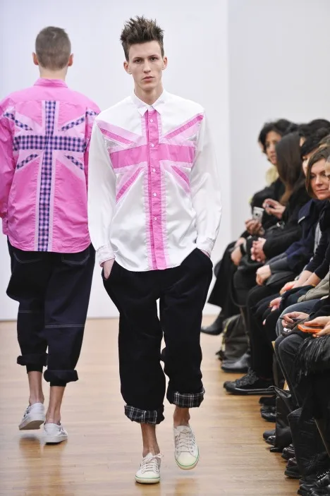 コムデギャルソンシャツ 2011秋冬 LOOK 2