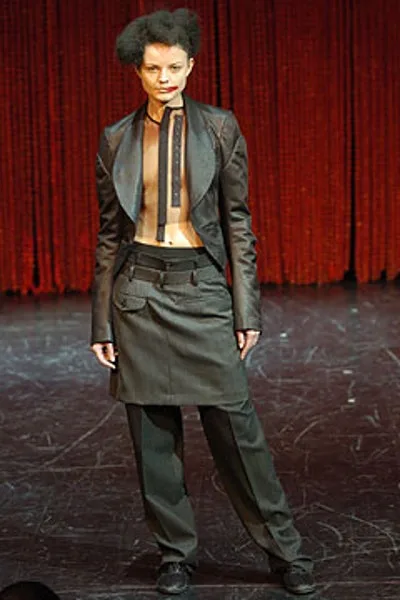 コムデギャルソン 2004秋冬 LOOK 19