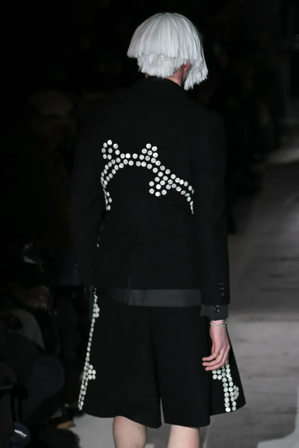 コムデギャルソンオムプリュス 2024年秋冬 LOOK 11 / VIEW 2