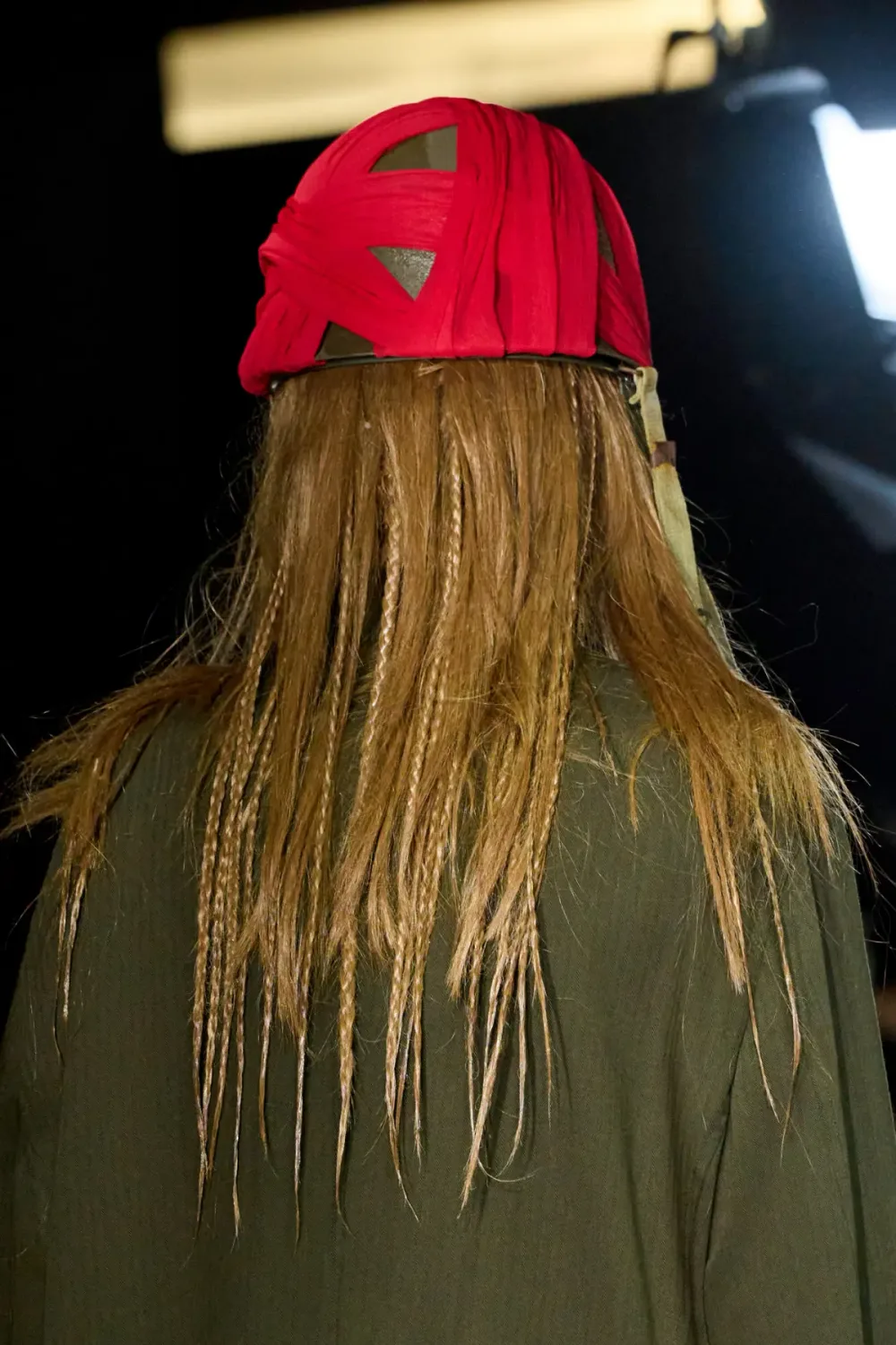 コムデギャルソンオムプリュス 2025年秋冬 LOOK 11 / VIEW 4