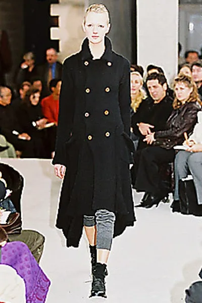 コムデギャルソン 2002秋冬 LOOK 31