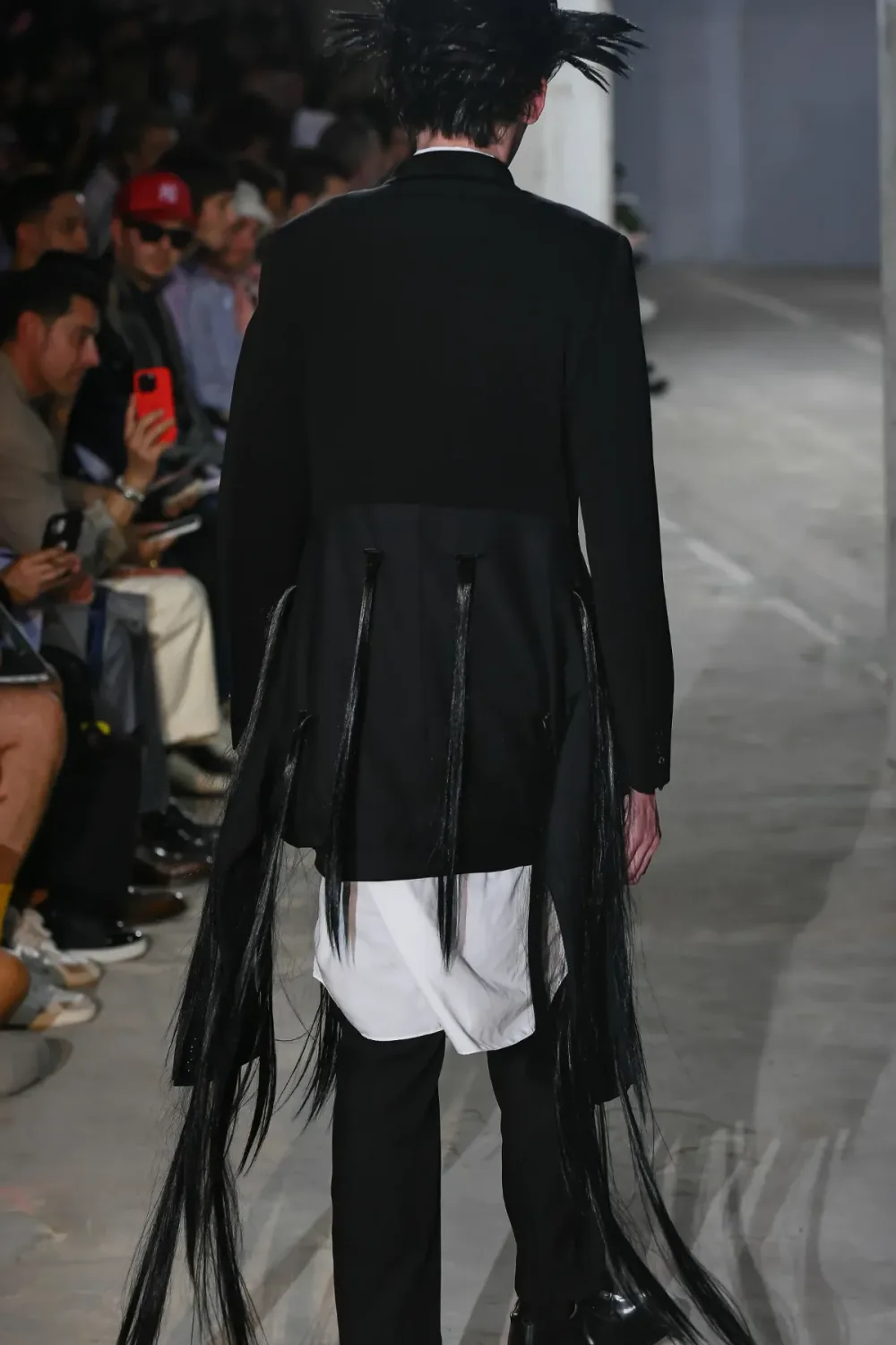 コムデギャルソンオムプリュス 2024年春夏 LOOK 6 / VIEW 3