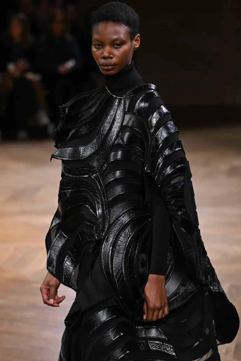 ジュンヤワタナベ 2024年秋冬 LOOK 19 / VIEW 2