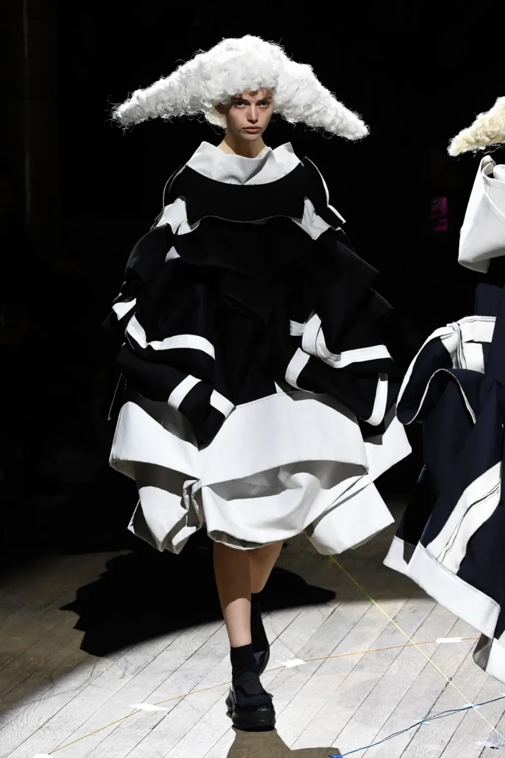 コムデギャルソン 2023年秋冬 LOOK 22