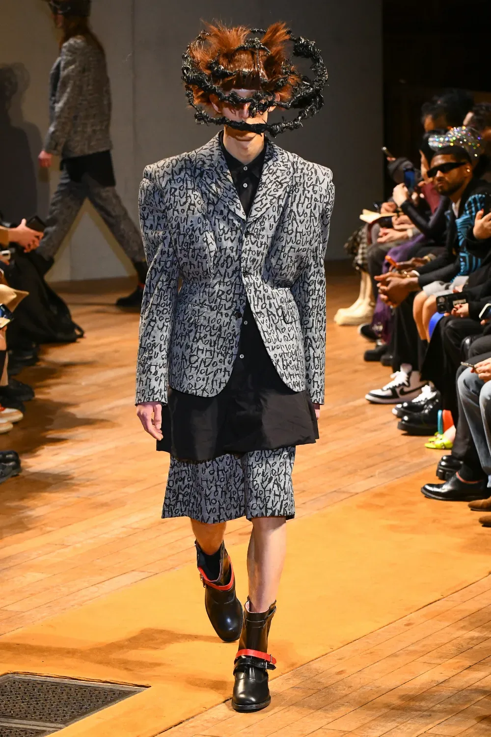 コムデギャルソンオムプリュス 2023年秋冬 LOOK 5
