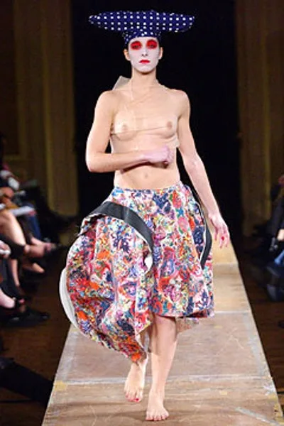 コムデギャルソン 2004春夏 LOOK 24
