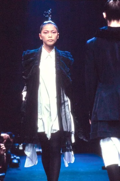 コムデギャルソン 1995秋冬 LOOK 3