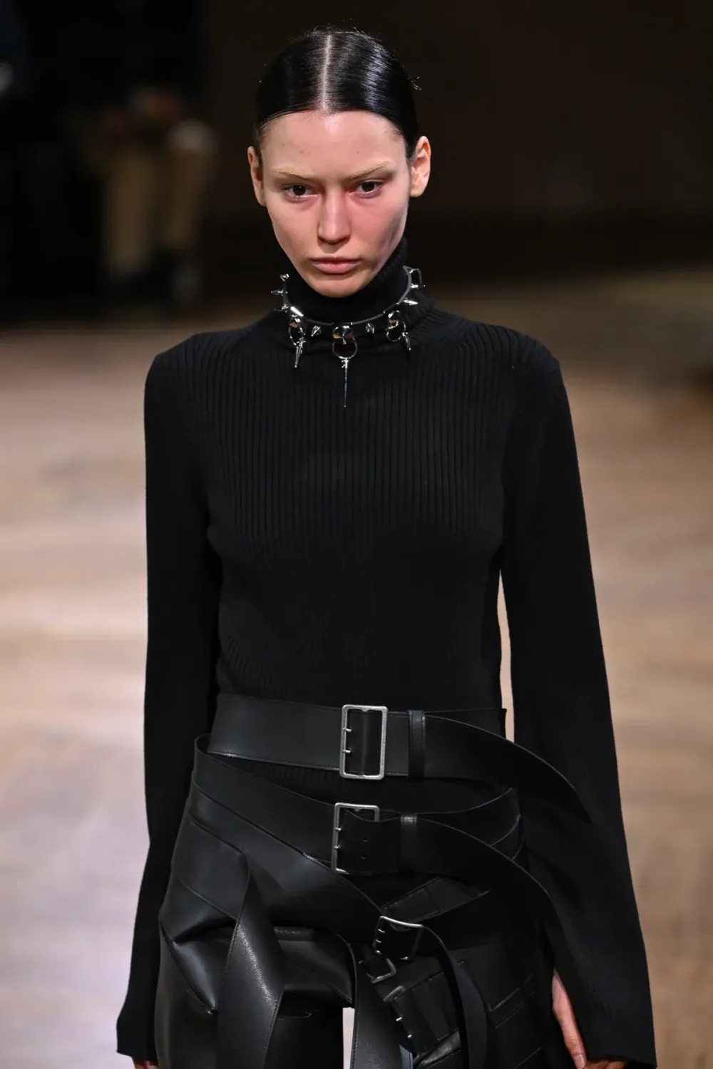 ジュンヤワタナベ 2024年秋冬 LOOK 18 / VIEW 2