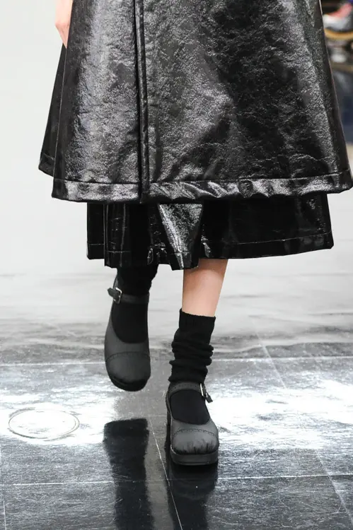 トリコ・コムデギャルソン 2014年秋冬 LOOK 1 / VIEW 2