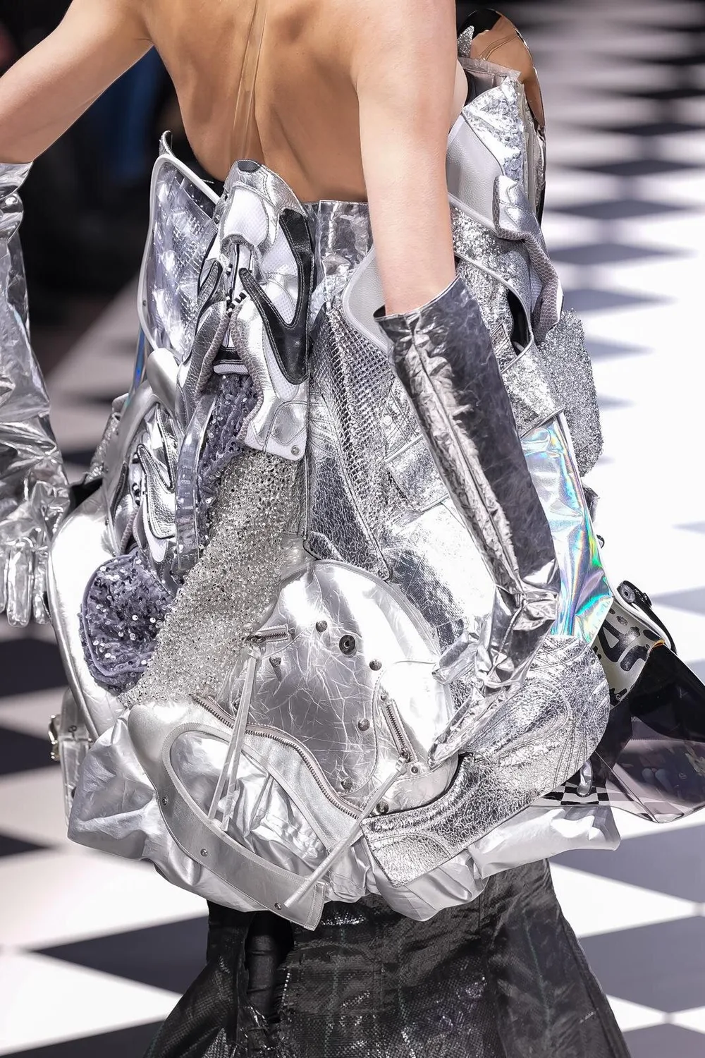 ジュンヤワタナベ 2026年秋冬 LOOK 5 / VIEW 3