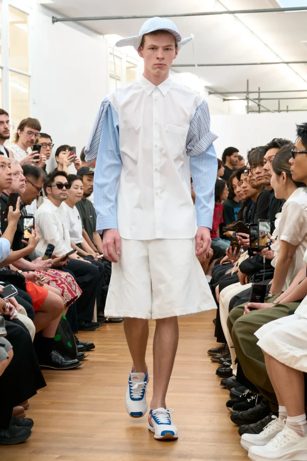 コムデギャルソンシャツ 2027年春夏 LOOK 27