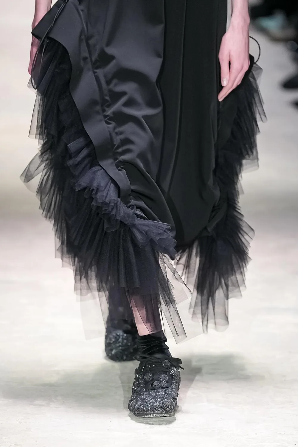ノワールケイニノミヤ 2026年秋冬 LOOK 15 / VIEW 2