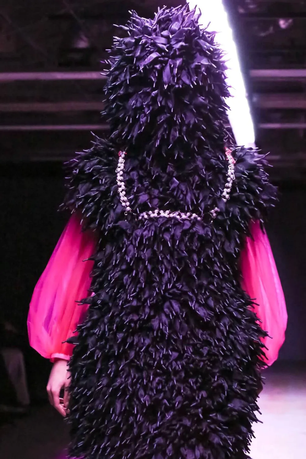 ノワールケイニノミヤ 2022年秋冬 LOOK 16 / VIEW 2