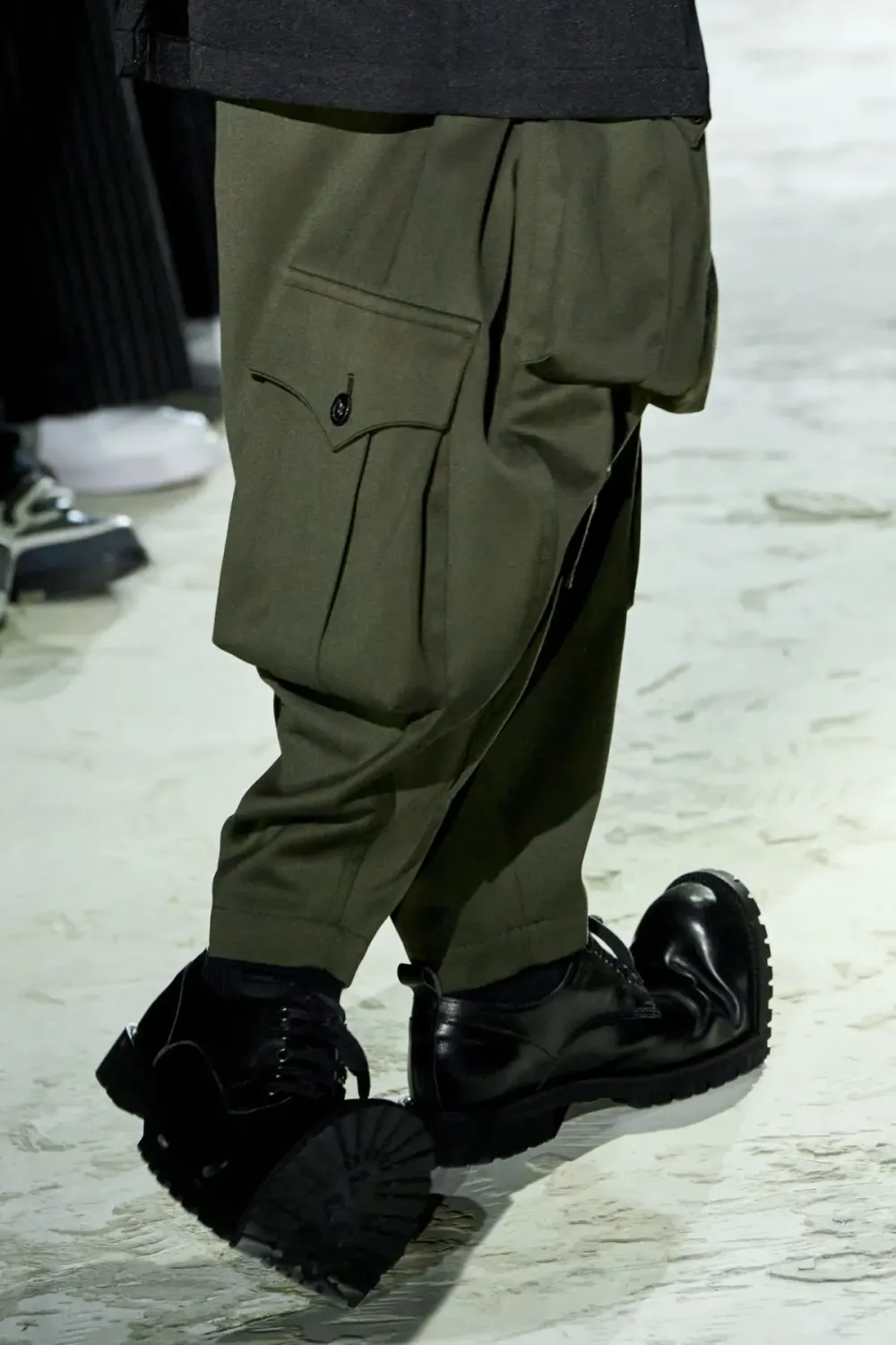 コムデギャルソンオムプリュス 2025年秋冬 LOOK 20 / VIEW 5
