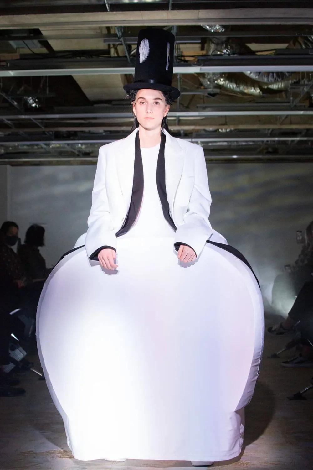 コムデギャルソン 2021年秋冬 LOOK 11