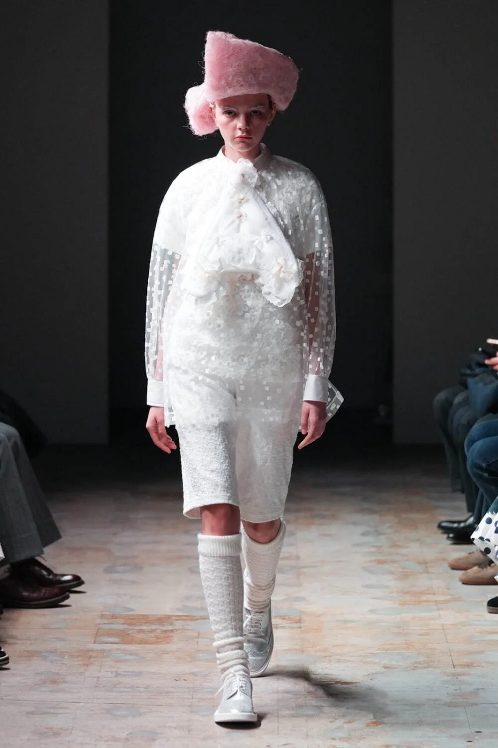 タオ 2024年秋冬 LOOK 6