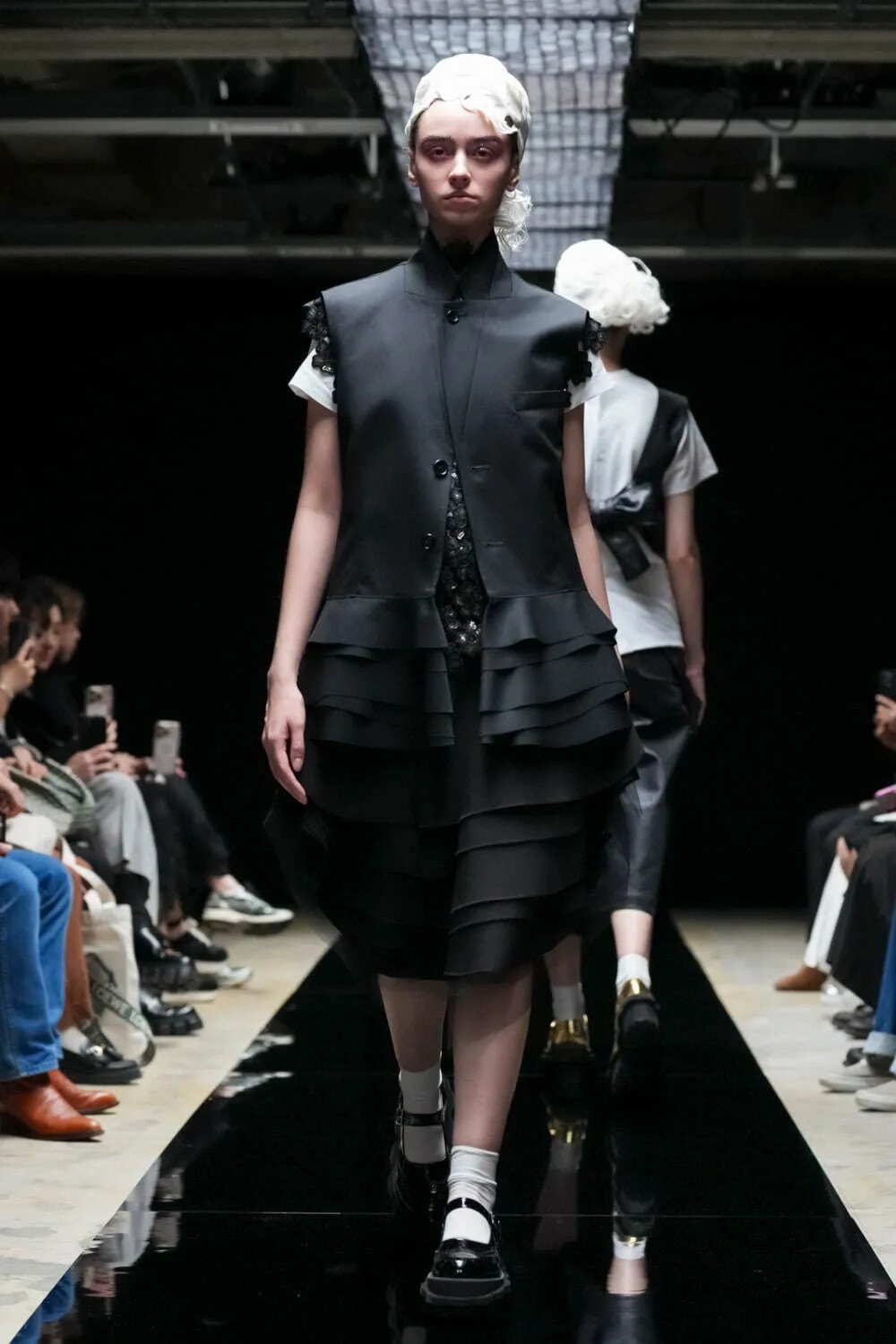 タオ 2025年秋冬 LOOK 6