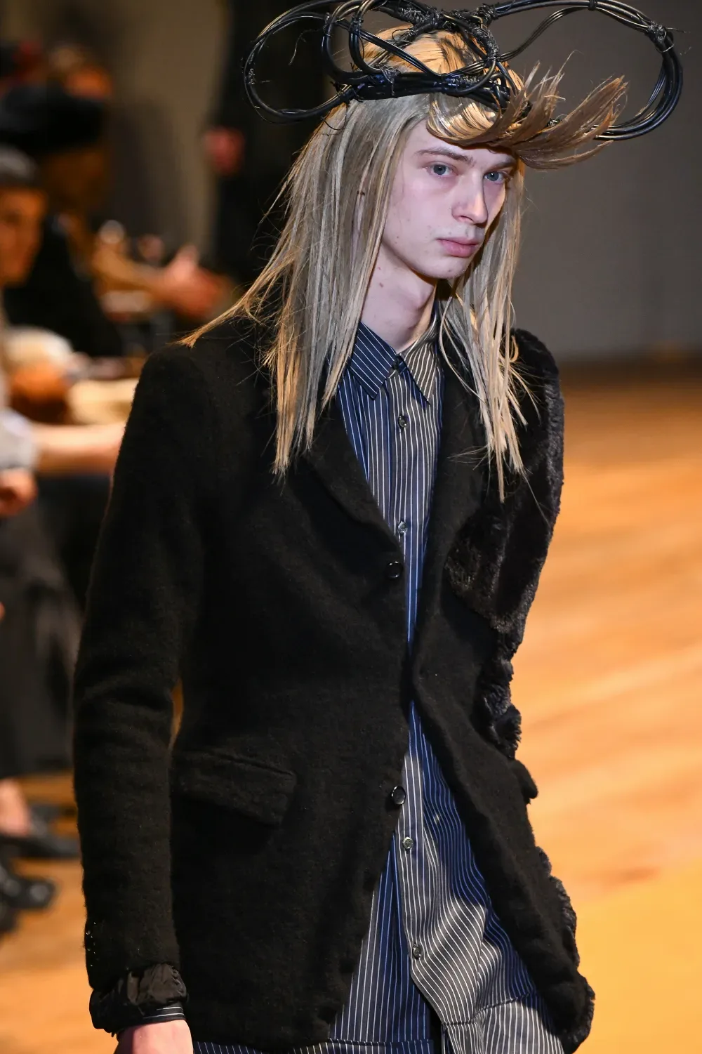 コムデギャルソンオムプリュス 2023年秋冬 LOOK 17 / VIEW 2