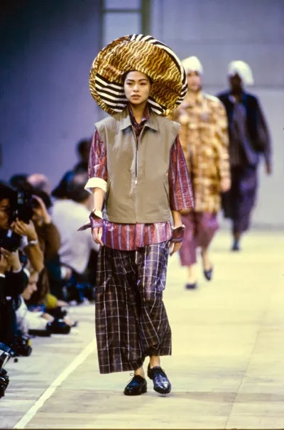 コムデギャルソン 1992春夏 LOOK 42